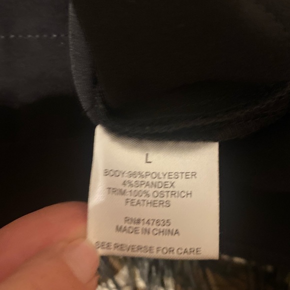 Romeo + Juliet Couture Black Tank with Ostrich Feather hem - Picture 5 of 6